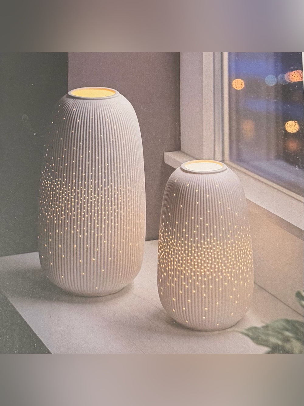 Evergreen Led Porcelain Lantern Set of 2 - White -